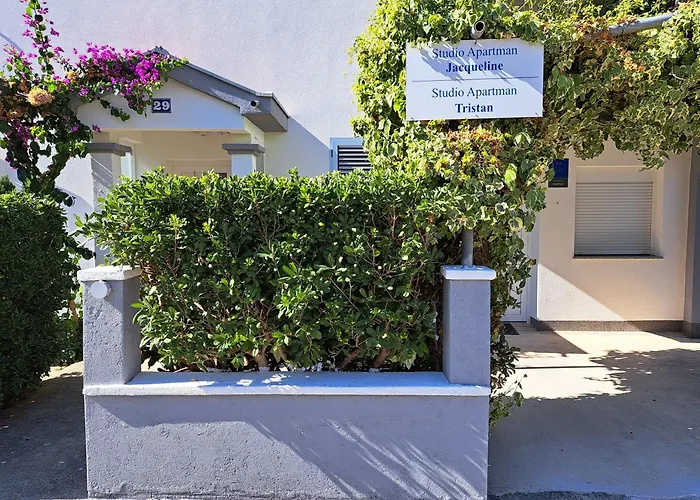 Apartment Jacqueline *